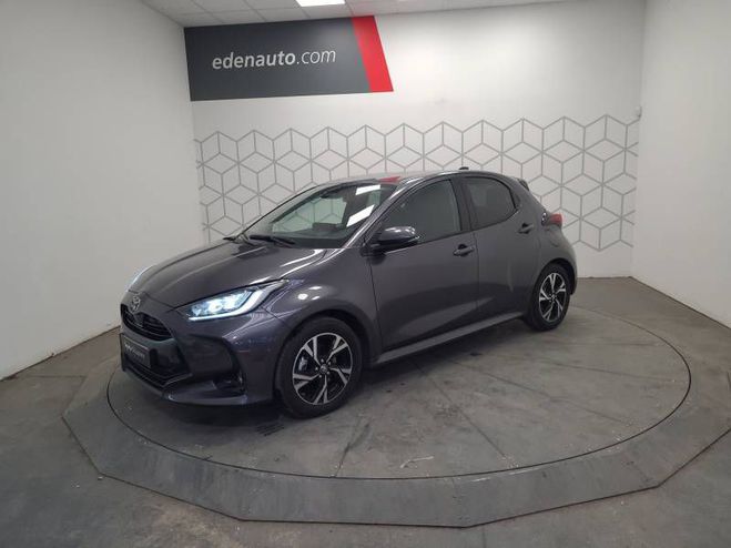 Toyota Yaris Hybride 116h Design gris de 2025