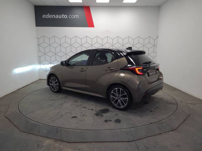 Toyota Yaris Hybride 116h Collection gris de 2024