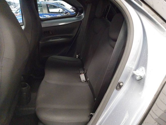 Toyota Aygo Aygo X 1.0 VVT-i 72 Design 5p Gris de 2025