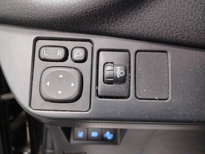 Toyota Yaris 110 VVT-i CVT Design Y20 noir de 2019