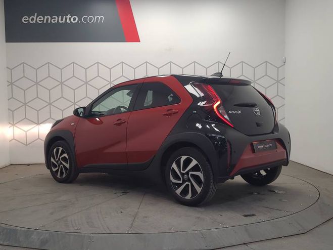 Toyota Aygo 1.0 VVT-i 72 S-CVT Air Design rouge de 2024