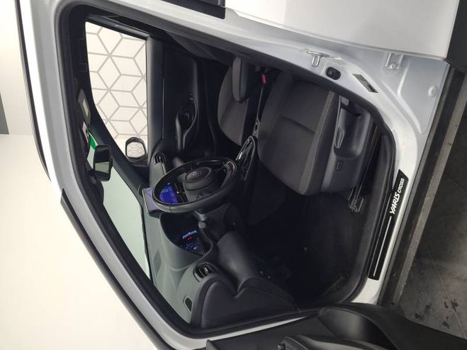 Toyota Yaris Cross Hybride 130h 2WD Design blanc de 2024