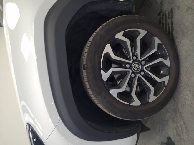 Toyota Yaris Cross Hybride 130h 2WD Design blanc de 2024