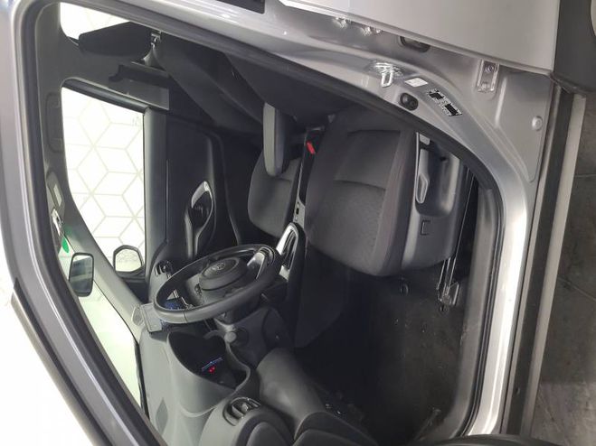 Toyota Yaris Cross Hybride 116h 2WD Dynamic Business  gris de 2025