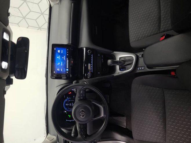 Toyota Yaris Cross Hybride 116h 2WD Dynamic Business  gris de 2025