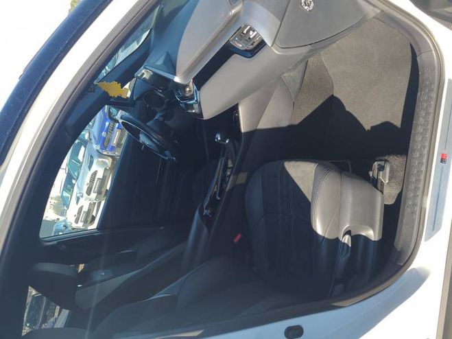 Toyota C HR Hybride 2.0L GR-Sport blanc de 2022