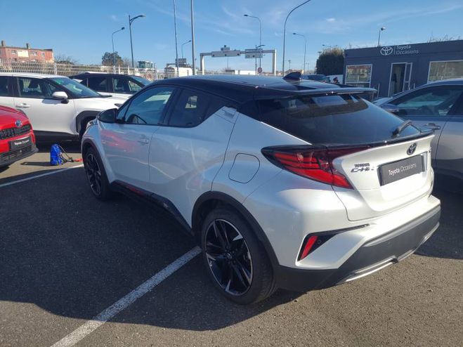 Toyota C HR Hybride 2.0L GR-Sport blanc de 2022