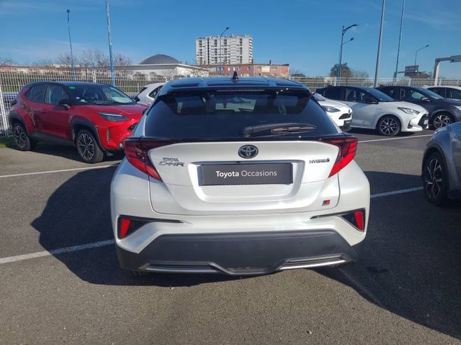 Toyota C HR Hybride 2.0L GR-Sport blanc de 2022