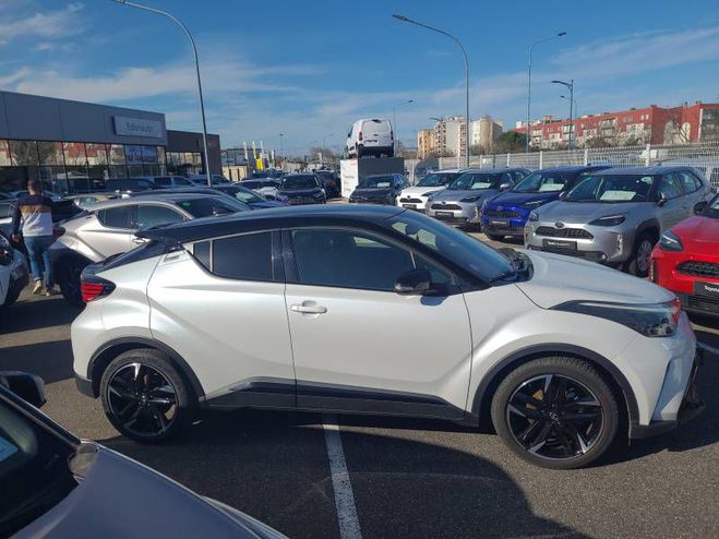 Toyota C HR Hybride 2.0L GR-Sport blanc de 2022