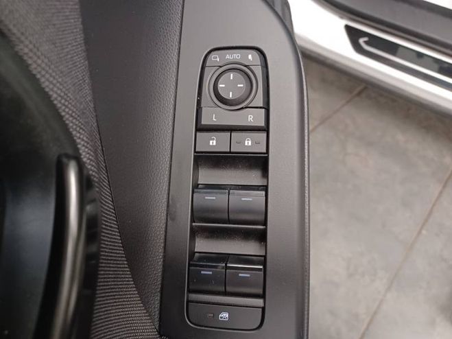 Toyota C HR Hybride 140 Design blanc de 2025