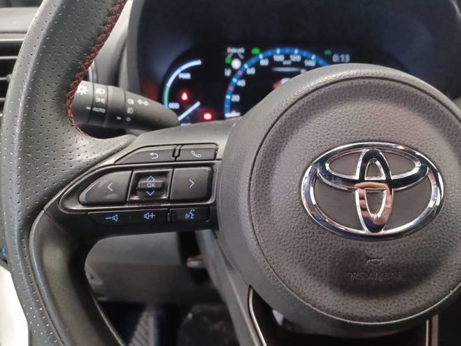 Toyota Yaris Cross Hybride 116h 2WD GR SPORT blanc de 2023