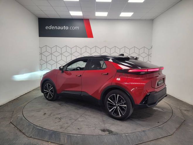 Toyota C HR Hybride 140 Collection rouge de 2025