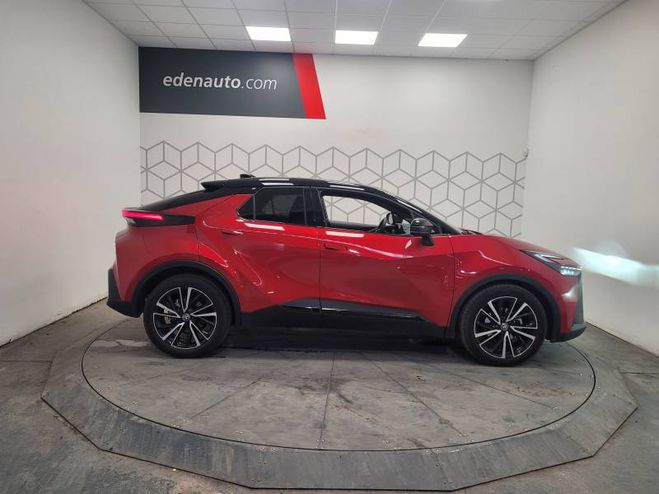 Toyota C HR Hybride 140 Collection rouge de 2025