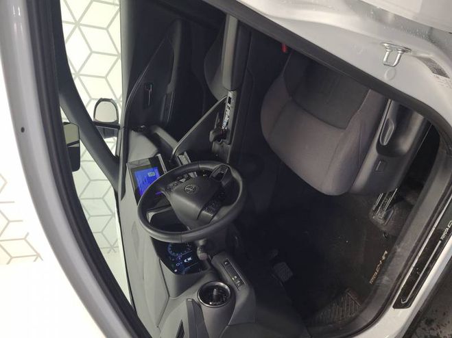 Toyota C HR Hybride 140 Design blanc de 2024