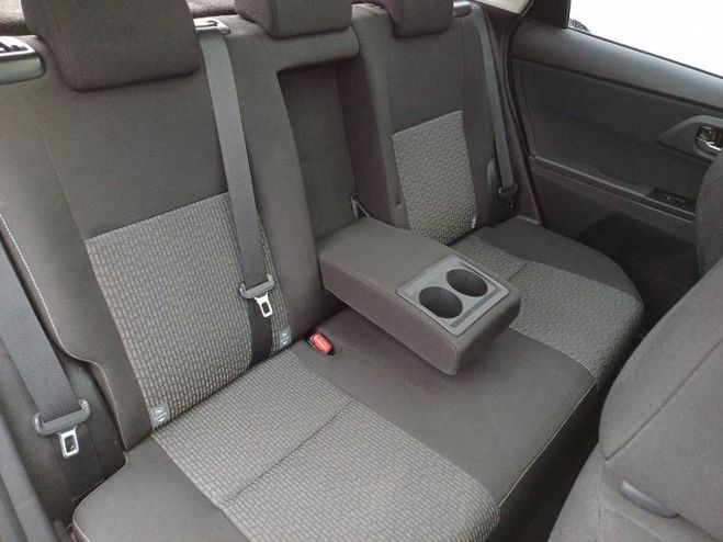 Toyota Auris 124 D-4D SkyBlue blanc de 2015