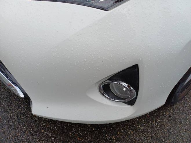 Toyota Auris 124 D-4D SkyBlue blanc de 2015