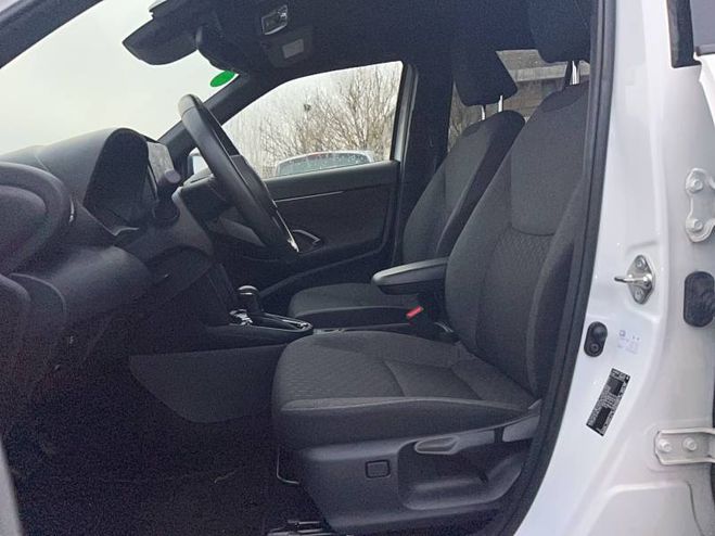 Toyota Yaris Cross Hybride 130h 2WD Design blanc de 2024