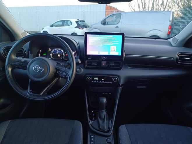 Toyota Yaris Hybride 116h Design blanc de 2024