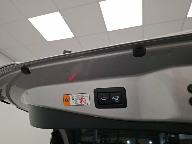 Toyota C HR C-HR Hybride Rechargeable 225 Design 5p Gris de 2025