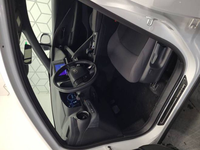 Toyota C HR Hybride 140 Design blanc de 2025