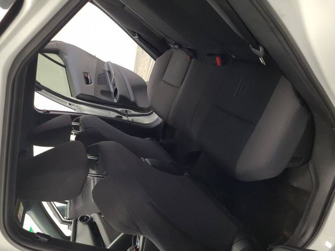 Toyota C HR Hybride 140 Design blanc de 2025
