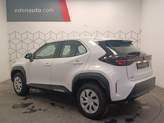 Toyota Yaris Cross Hybride 116h 2WD Dynamic Business  blanc de 2025
