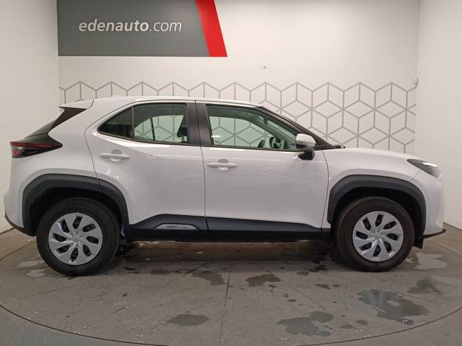 Toyota Yaris Cross Hybride 116h 2WD Dynamic Business  blanc de 2025