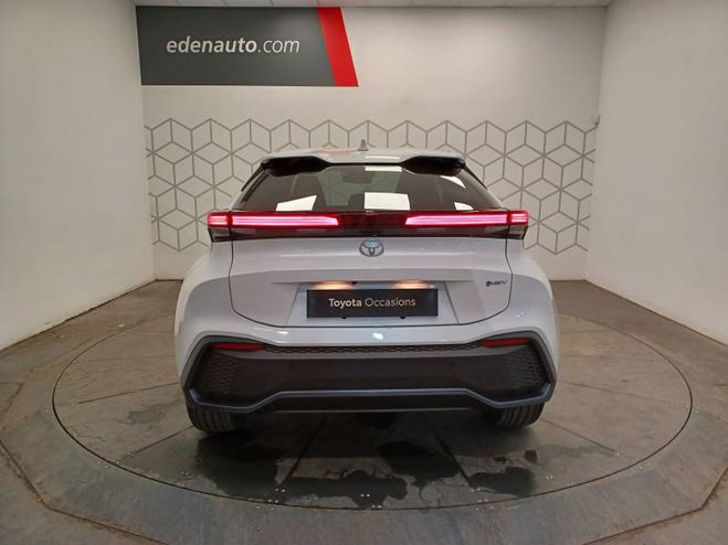 Toyota C HR Hybride 140 Design blanc de 2025