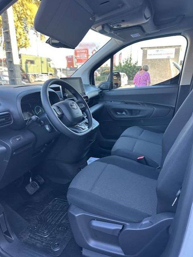 Toyota Proace PROACE CITY ELECTRIC MEDIUM 50KWH BUSINE Blanc de 2023