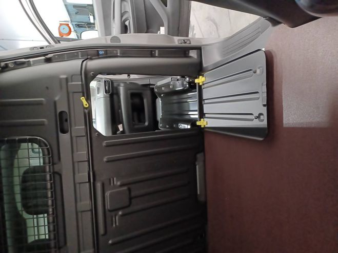 Toyota Proace PROACE CITY MEDIUM 1.5L 130 D-4D BVA BUS Gris de 2023