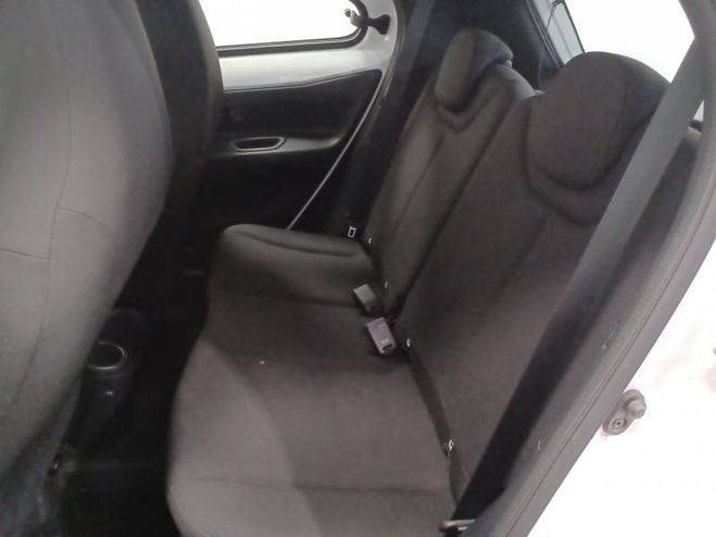 Toyota Aygo 1.0 VVT-i 72 Dynamic blanc de 2024