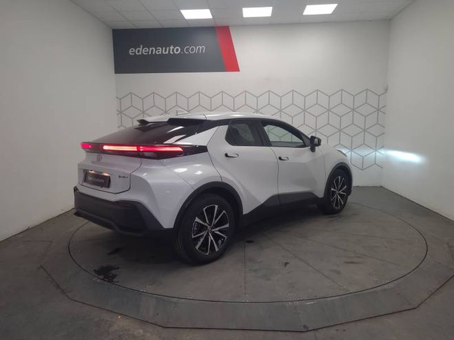 Toyota C HR Hybride 200 Design blanc de 2025