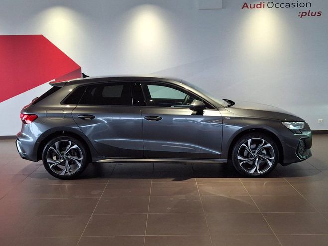Audi A3 Sportback TFSI Mild Hybrid 150 S tronic  Gris de 2025