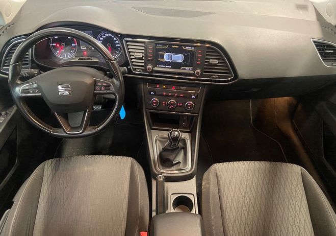 Seat Leon ST 1.6 tdi 110 my canal Blanc de 2018
