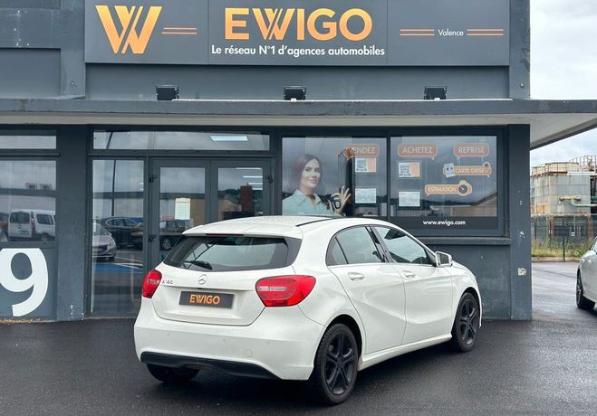 Mercedes Classe A 180 inspiration 1.6 122ch blueefficiency Blanc de 2014
