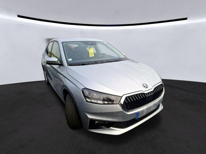 Skoda Fabia 1.0 MPI 80ch Ambition Gris de 2023