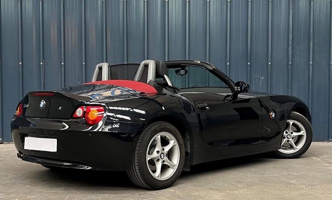 BMW Z4 ROADSTER 2.2 I 170 BVA - Garantie 1 An - Noir de 2004