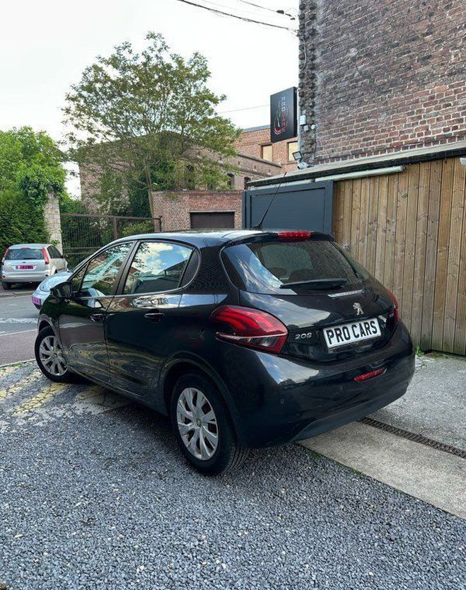 Peugeot 208 1,6 HDI Noir de 2016