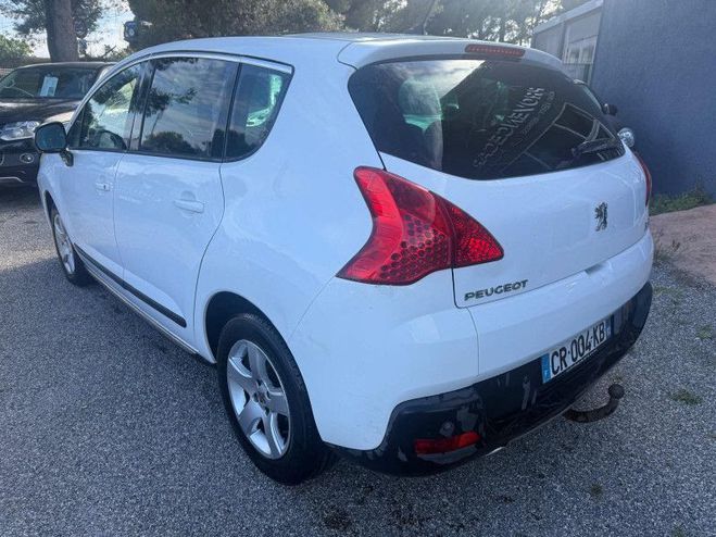 Peugeot 3008 2.0 HDi150 FAP Allure Blanc de 2013