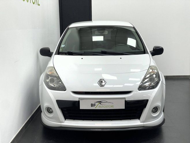 Renault Clio III (B/C85) 1.6 16v 128ch GT 3p BLANC de 2010