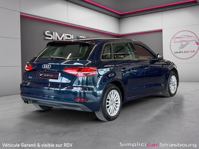 Audi A3 Sportback BUSINESS 35 TFSI CoD 150 S tro Bleu de 2018