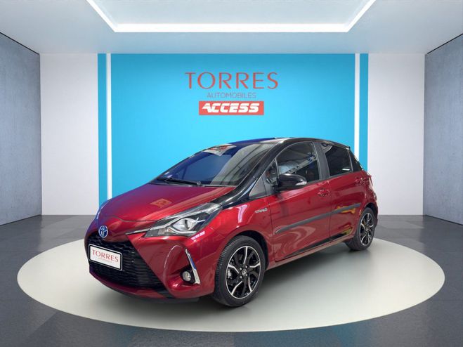 Toyota Yaris Hybride 100 ch collection Rouge et noir de 2018