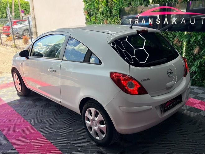 Opel Corsa 1.3 CDTI 75 ch EcoFlex 111 ~ Climatisati Blanc de 2010