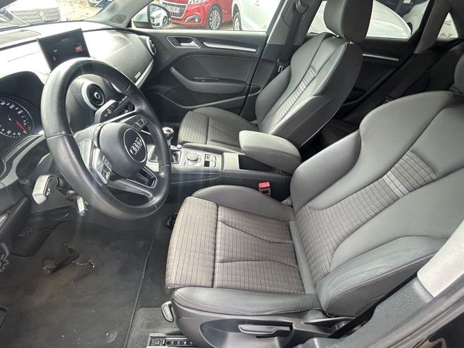 Audi A3 III (2)1.6 TDI 115 DESIGN LUXE Noir de 2017