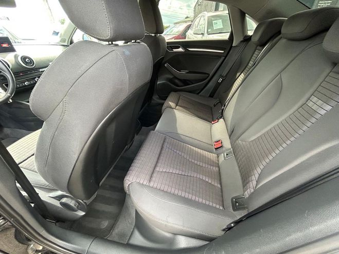 Audi A3 III (2)1.6 TDI 115 DESIGN LUXE Noir de 2017