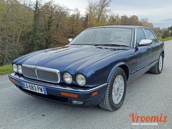  Voir d&eacute;tails -Jaguar Daimler XJ 4.0 i 24V 226 cv Bo�te auto &agrave; Cruas (07)
