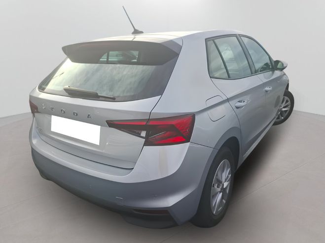 Skoda Fabia 1.0 TSI 95 Ambition Gris Clair de 2022