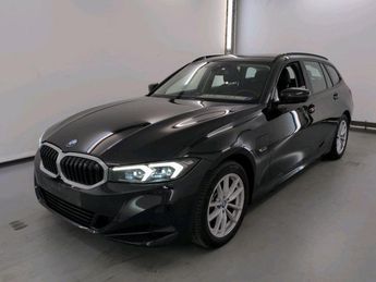  Voir d&eacute;tails -BMW Serie 3 Touring 320eA 204ch &agrave; Asni�res-sur-Seine (92)