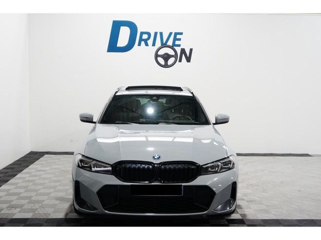 BMW Serie 3 touring 330e xDrive - BVA Sport G21 LCI  GRIS CLAIR de 2023
