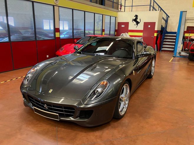 Ferrari 599 GTB Fiorano HGTE Gris silverstone de 2010